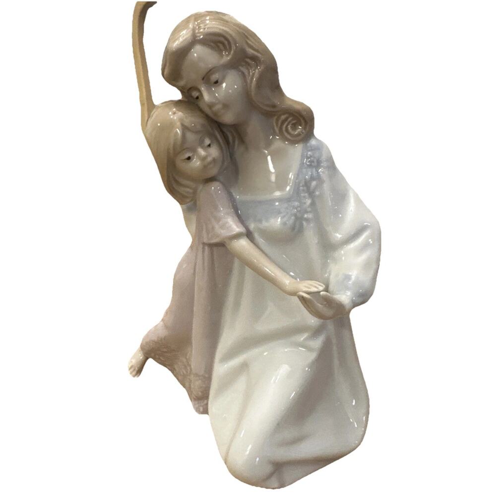 Vintage Paul Sebastian Porcelain Figurine‎ 1990 Mother & Daughter Little Girl 7"